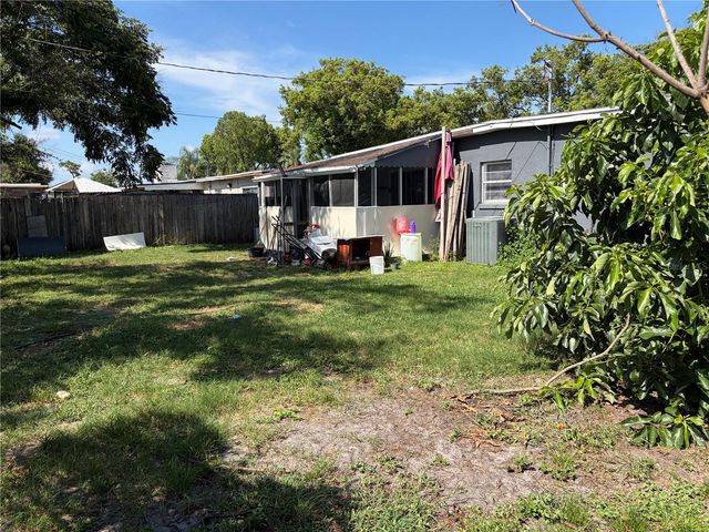 908 S SOLANDRA DRIVE, Orlando, FL 32807