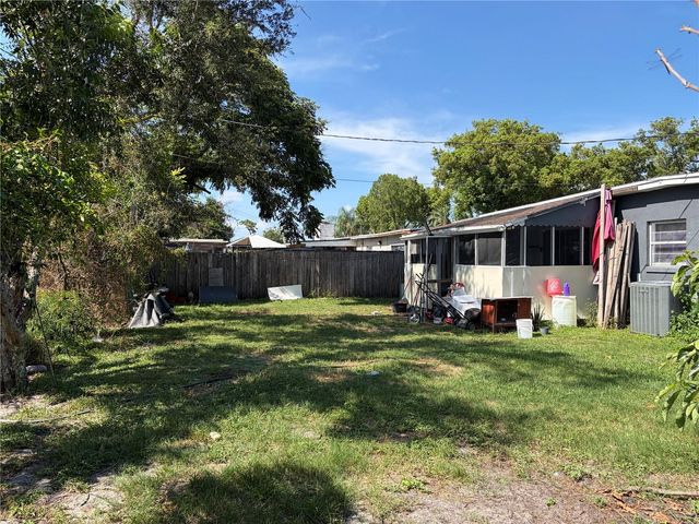 908 S SOLANDRA DRIVE, Orlando, FL 32807