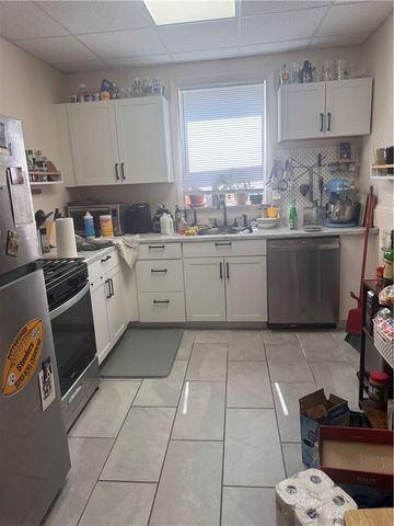 1918 Sarah St, South Side, PA 15203