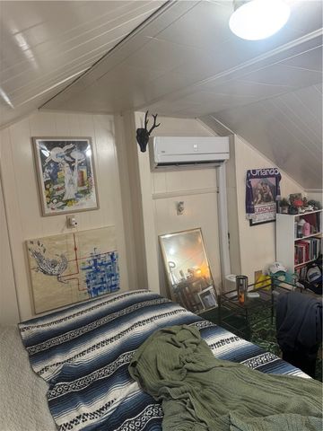 1918 Sarah St, South Side, PA 15203