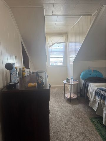 1918 Sarah St, South Side, PA 15203