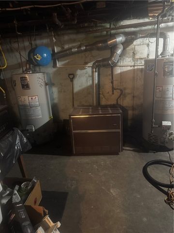 1918 Sarah St, South Side, PA 15203