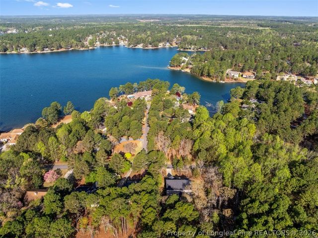 118 Otter Drive, West End, NC 27326