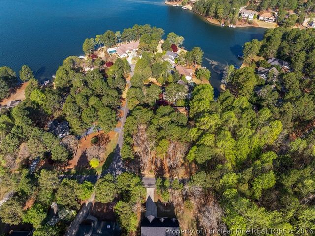 118 Otter Drive, West End, NC 27326