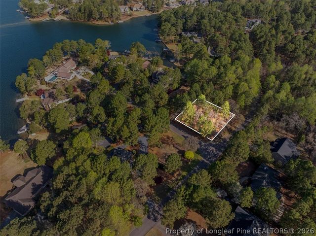 118 Otter Drive, West End, NC 27326