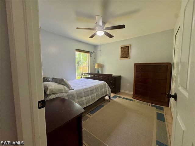 461 1st ST NW, Naples, FL 34120