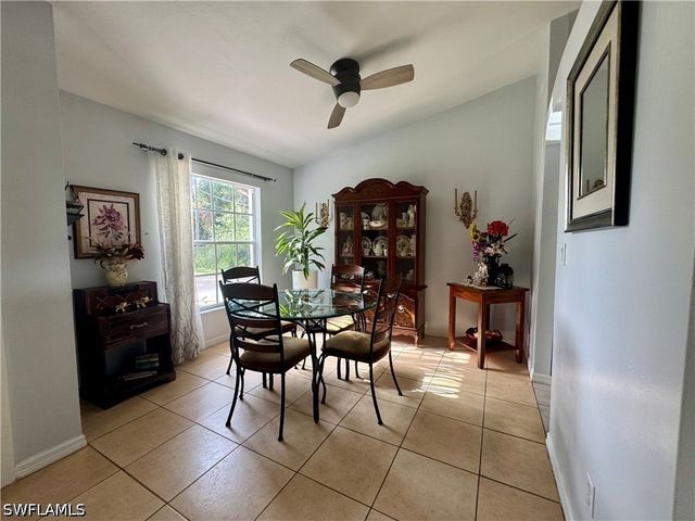 461 1st ST NW, Naples, FL 34120
