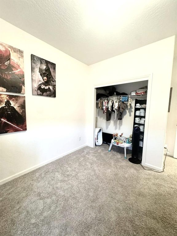 Image 16 of property listing at 6657 E Home Avenue, Fresno, CA 93727