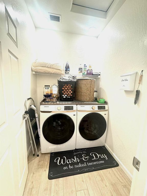 Image 9 of property listing at 6657 E Home Avenue, Fresno, CA 93727