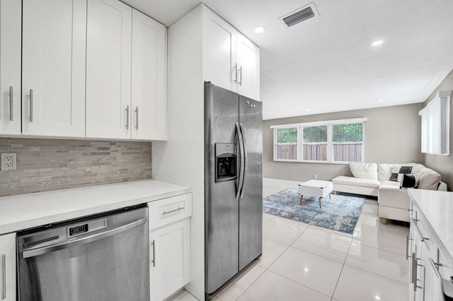 921 NW 14th Street, Fort Lauderdale, FL 33311