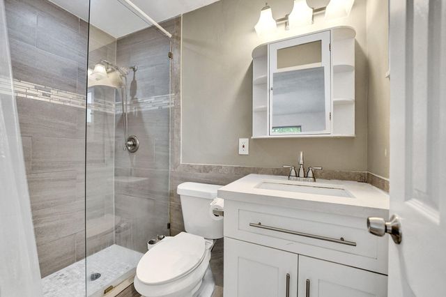 921 NW 14th Street, Fort Lauderdale, FL 33311