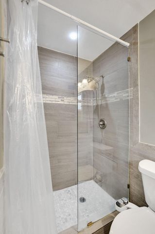 921 NW 14th Street, Fort Lauderdale, FL 33311