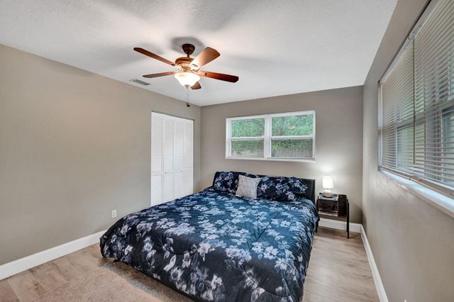 921 NW 14th Street, Fort Lauderdale, FL 33311