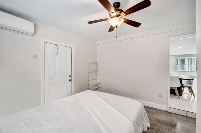 921 NW 14th Street, Fort Lauderdale, FL 33311