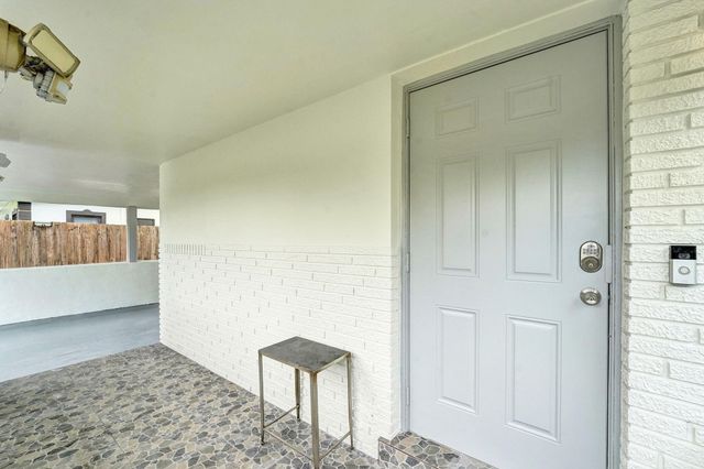 921 NW 14th Street, Fort Lauderdale, FL 33311