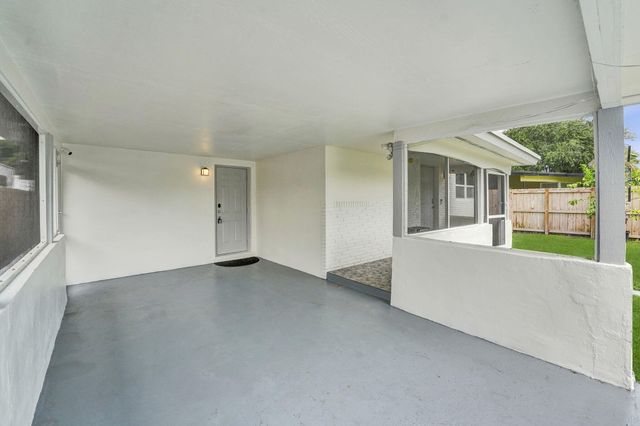 921 NW 14th Street, Fort Lauderdale, FL 33311