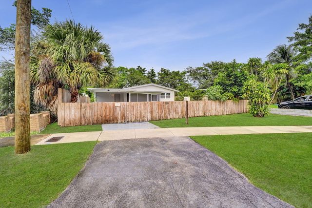 921 NW 14th Street, Fort Lauderdale, FL 33311