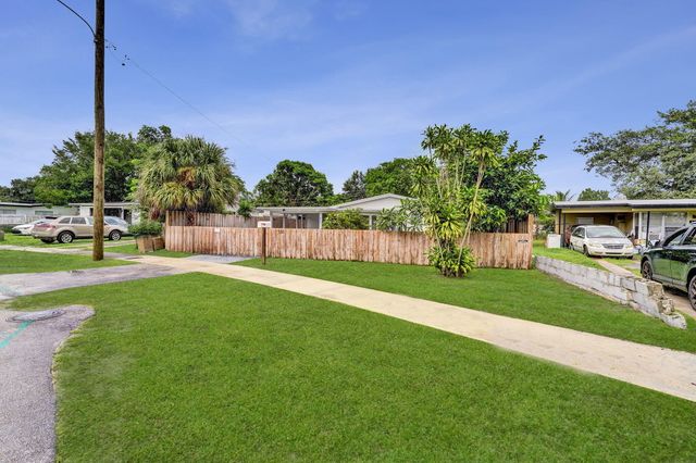 921 NW 14th Street, Fort Lauderdale, FL 33311