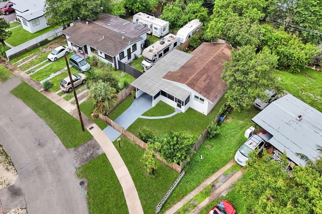 921 NW 14th Street, Fort Lauderdale, FL 33311