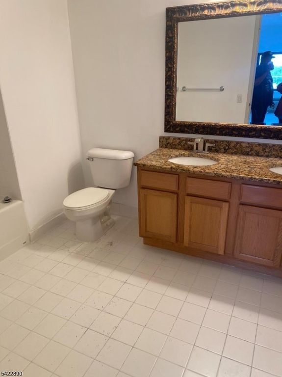 1 Carriage City Plz, Rahway City, NJ 07065 — photo 4