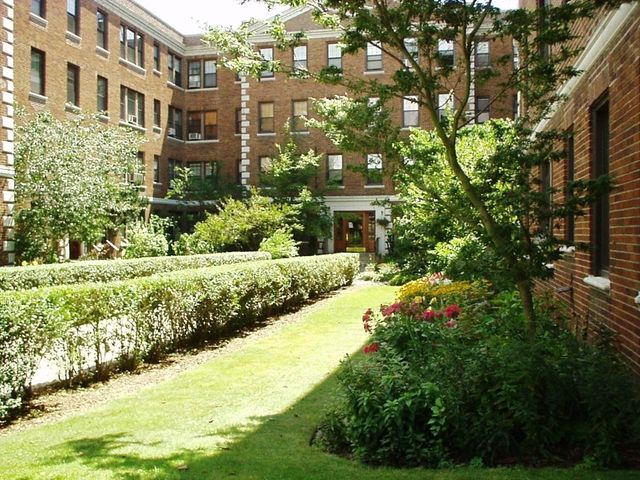 62 Queensberry Street 409, Boston, MA 02215