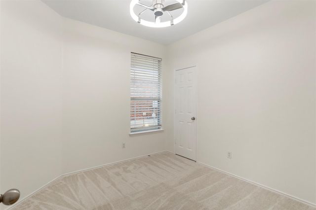 155 Dandy DR, Buda, TX 78610