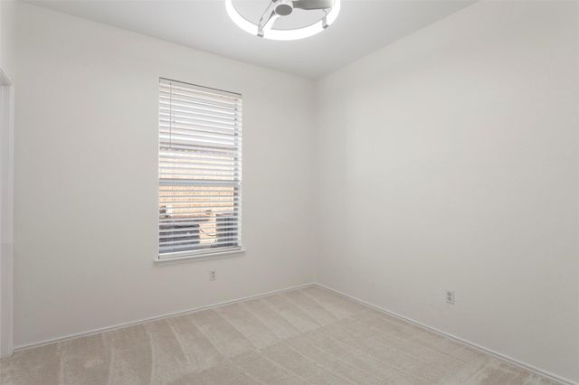 155 Dandy DR, Buda, TX 78610