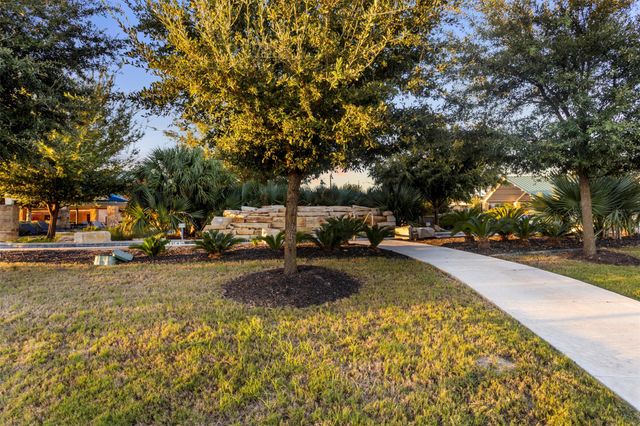 155 Dandy DR, Buda, TX 78610