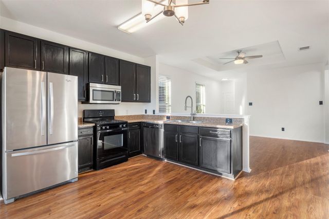 155 Dandy DR, Buda, TX 78610