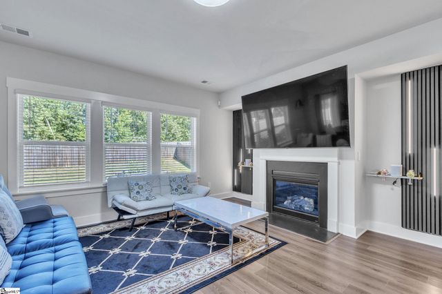 912 Burghley Circle, Greer, SC 29651