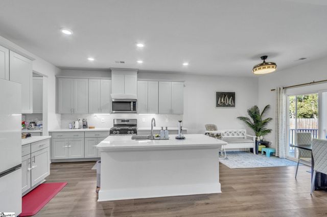 912 Burghley Circle, Greer, SC 29651