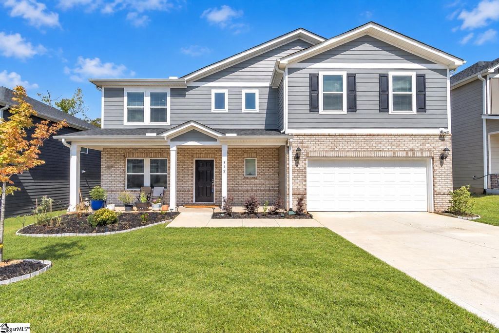 912 Burghley Circle, Greer, SC 29651