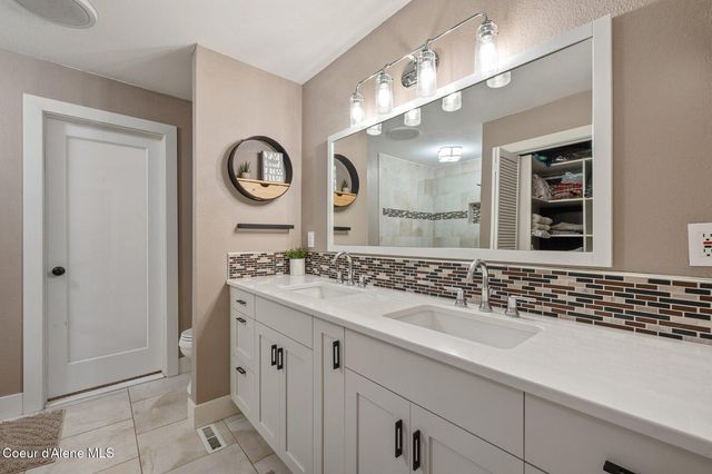 1855 E SUNDOWN DR, Coeur D'alene, ID 83815