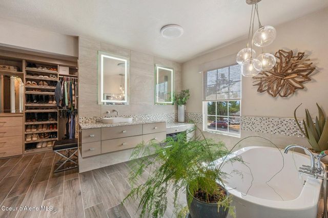 1855 E SUNDOWN DR, Coeur D'alene, ID 83815