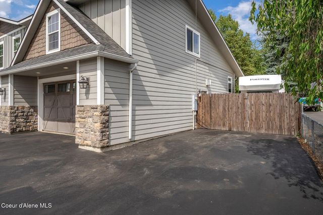 1855 E SUNDOWN DR, Coeur D'alene, ID 83815