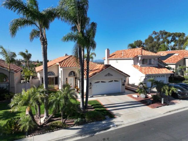 1667 Olympus Loop Drive, Vista, CA 92081