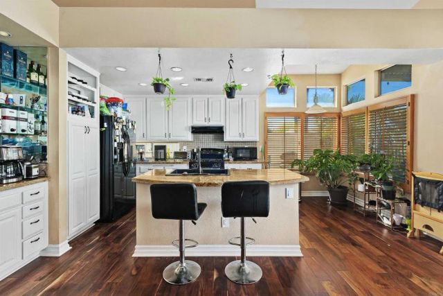 1667 Olympus Loop Drive, Vista, CA 92081