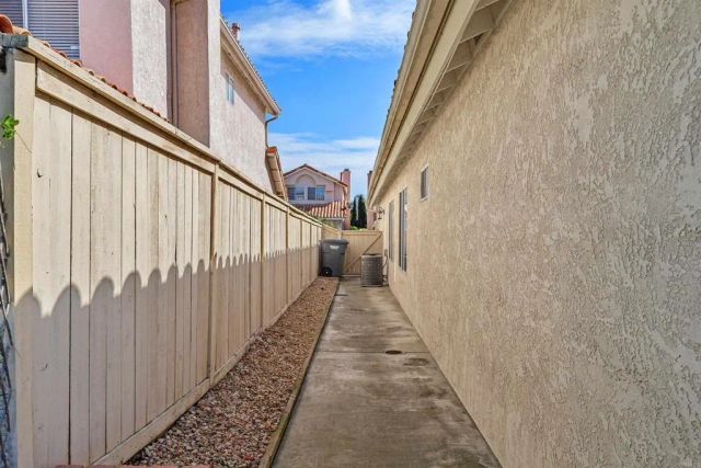 1667 Olympus Loop Drive, Vista, CA 92081