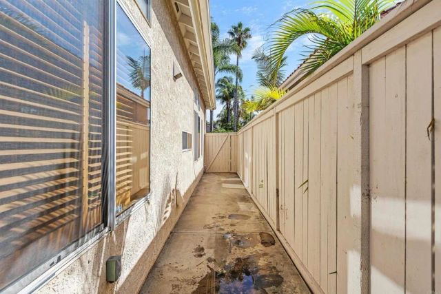 1667 Olympus Loop Drive, Vista, CA 92081