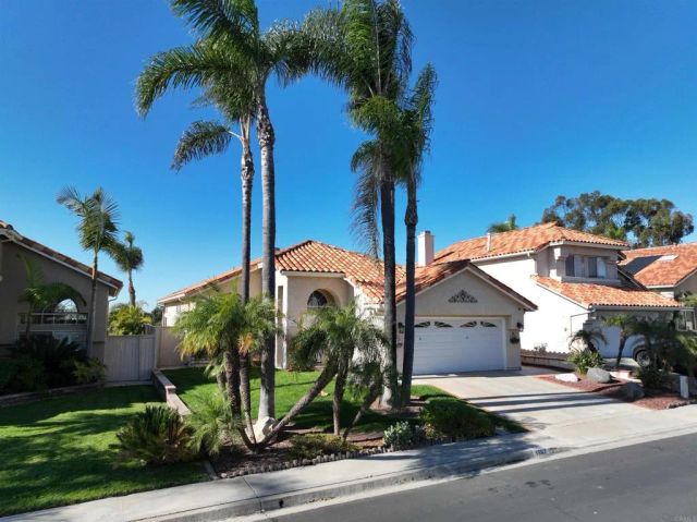 1667 Olympus Loop Drive, Vista, CA 92081