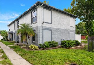 5112 TEMPLE HEIGHTS ROAD B, Tampa, FL 33617