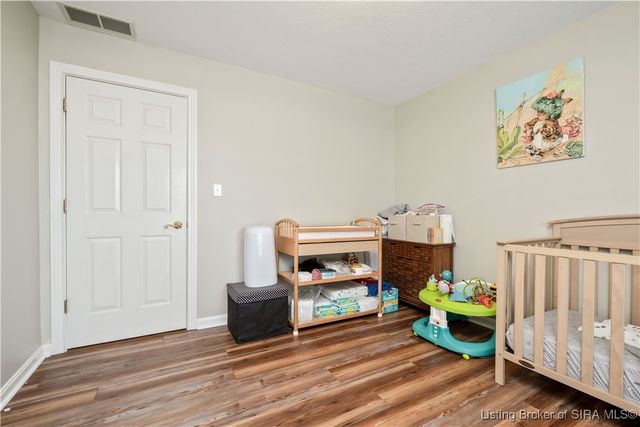 2444 Mallard Run, Jeffersonville, IN 47130