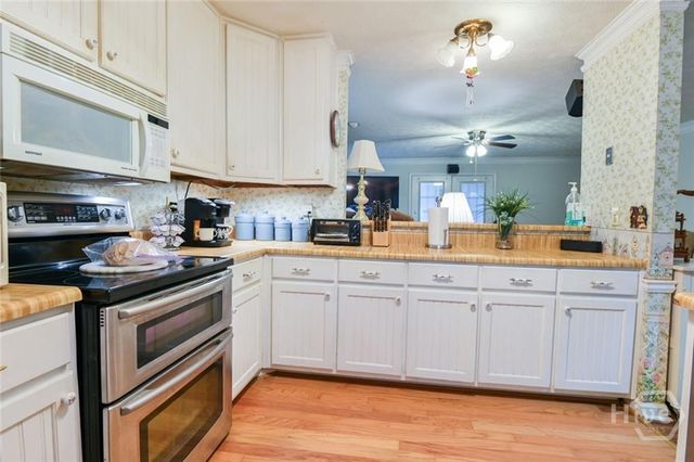 1092 Chandler Haulk Road, Loganville, GA 30052