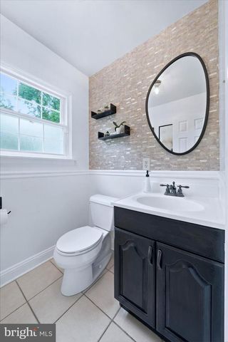 2511 CHANNIN DR, Wilmington, DE 19810