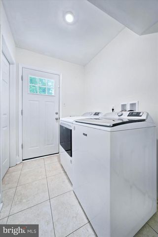 2511 CHANNIN DR, Wilmington, DE 19810