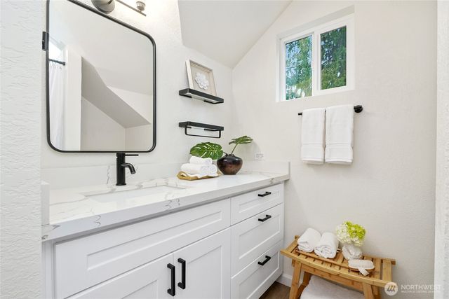 19922 3rd Drive SE, Bothell, WA 98012