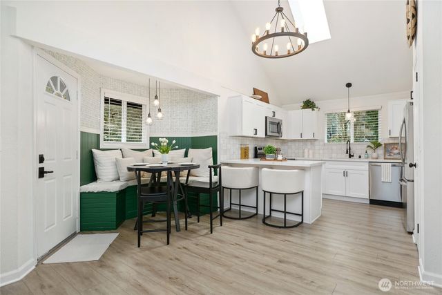 19922 3rd Drive SE, Bothell, WA 98012