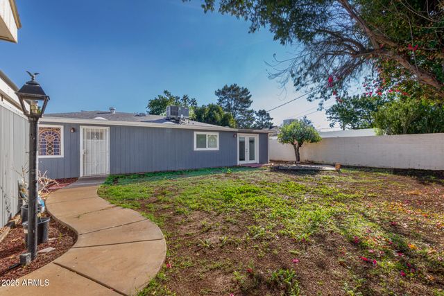 7340 N 7TH Avenue, Phoenix, AZ 85021