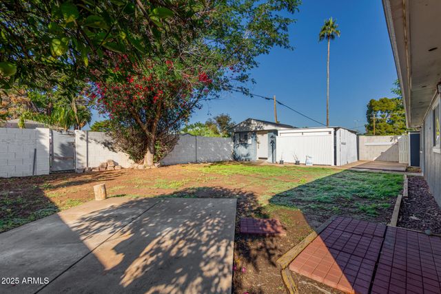 7340 N 7TH Avenue, Phoenix, AZ 85021