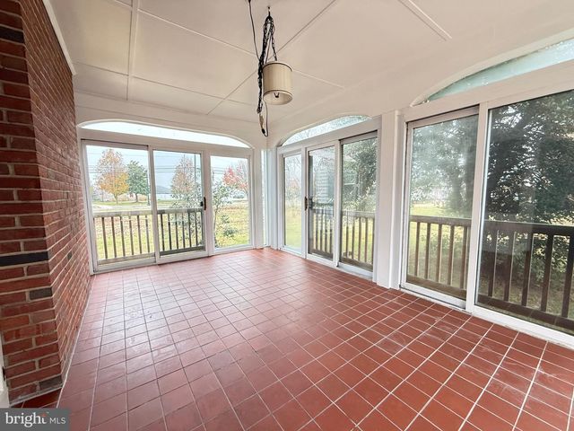 118 SAINT MARYS AVE, La Plata, MD 20646